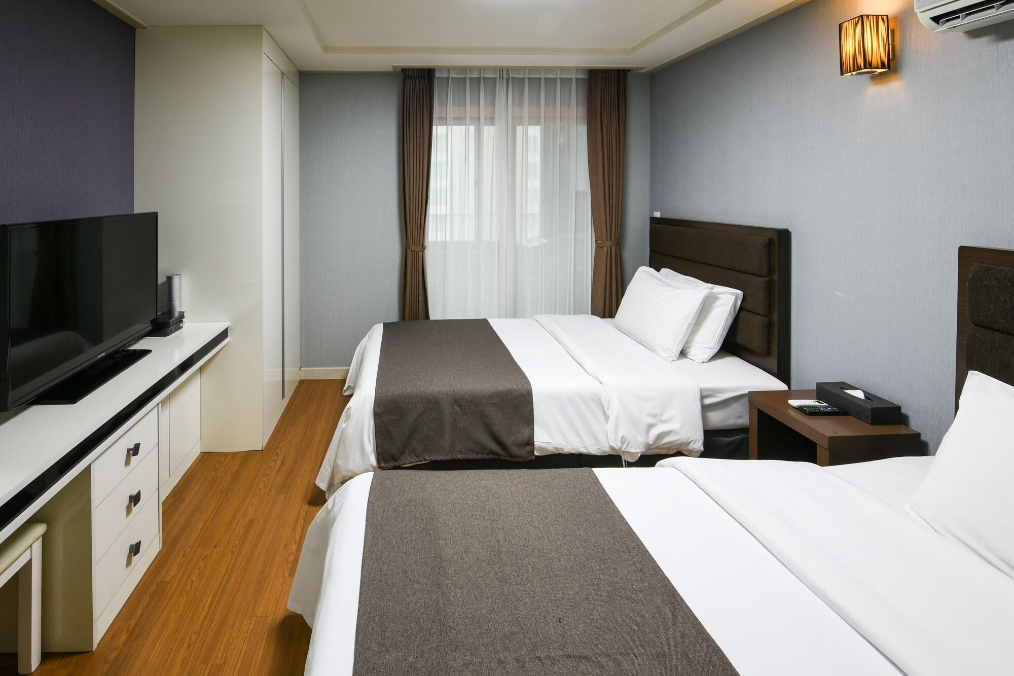 Jeju Airport Hotel Екстер'єр фото