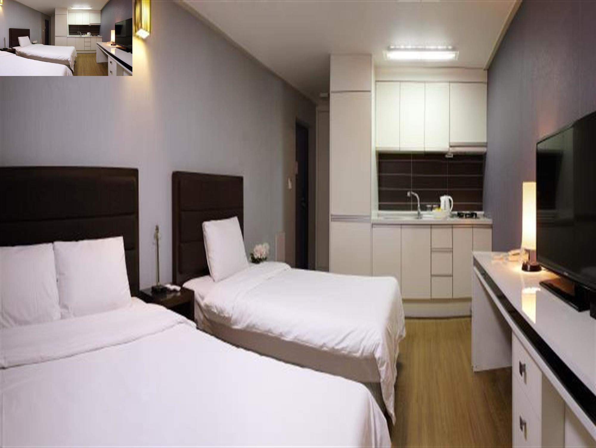 Jeju Airport Hotel Екстер'єр фото