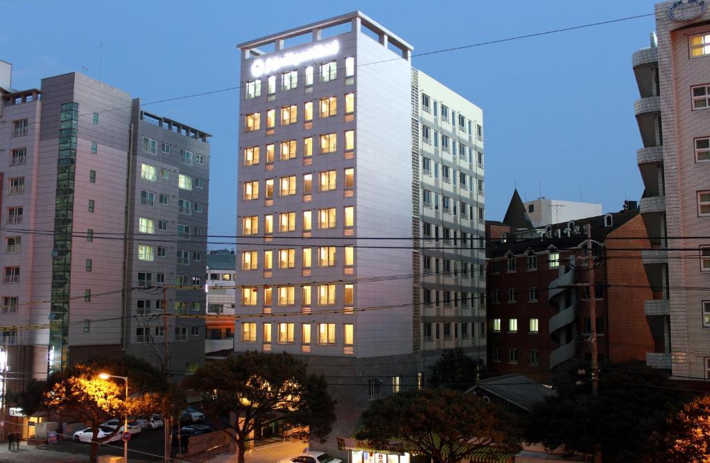 Jeju Airport Hotel Екстер'єр фото